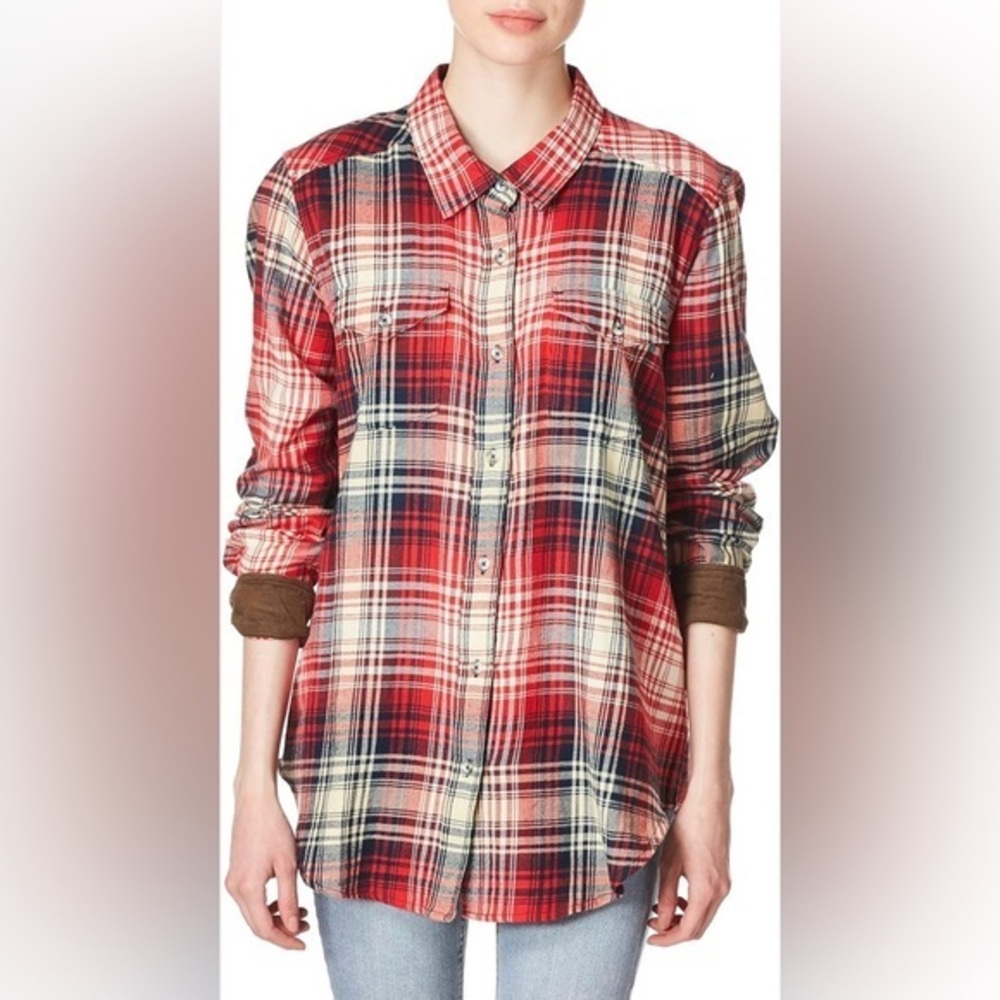 KAVU Billie Jean Long Sleeve Button Front Shirt Red Plaid Size Small